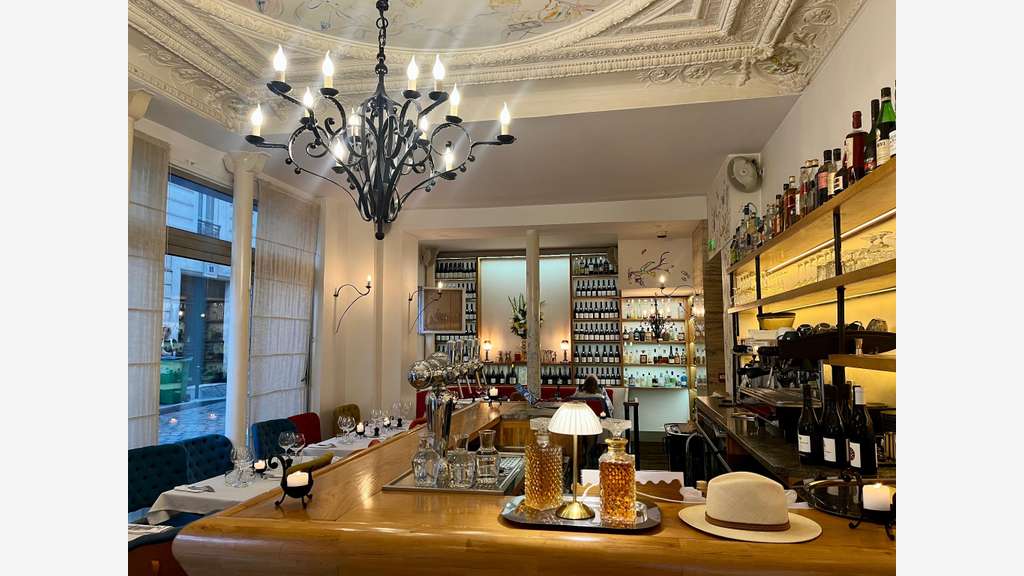 A vendre restaurant de CHEF à Paris 75010