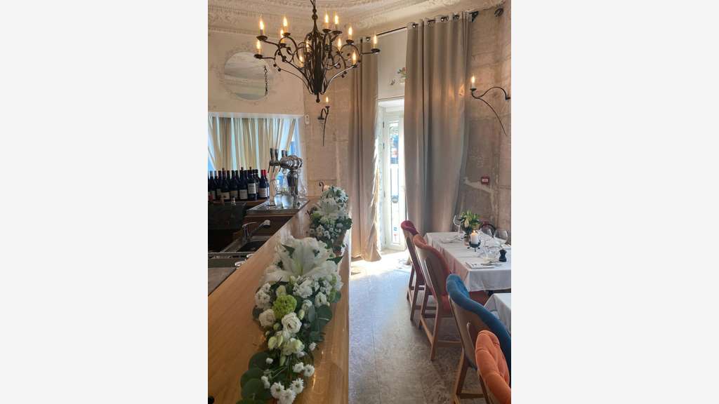 A vendre restaurant de CHEF à Paris 75010
