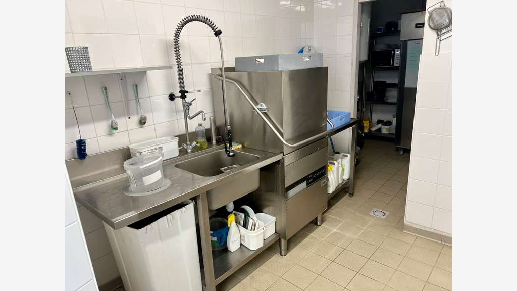 Restaurant pizzeria clé en main 385k de CA