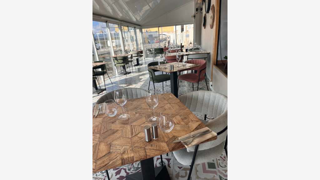 Restaurant port de Frontignan – 130 couverts –