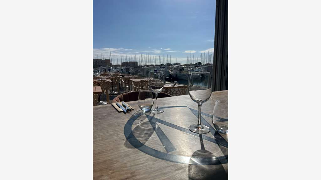Restaurant port de Frontignan – 130 couverts –