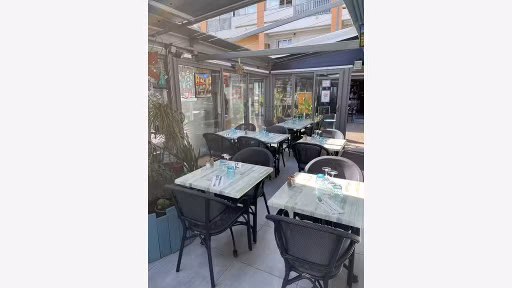 Restaurant à vendre sur le port de Hyères