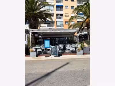 Restaurant à vendre sur le port de Hyères