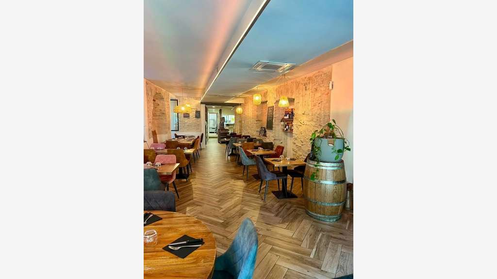 Restaurant/pizzeria 387 k CA