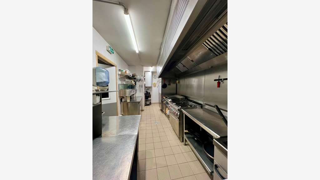 Restaurant/pizzeria 387 k CA