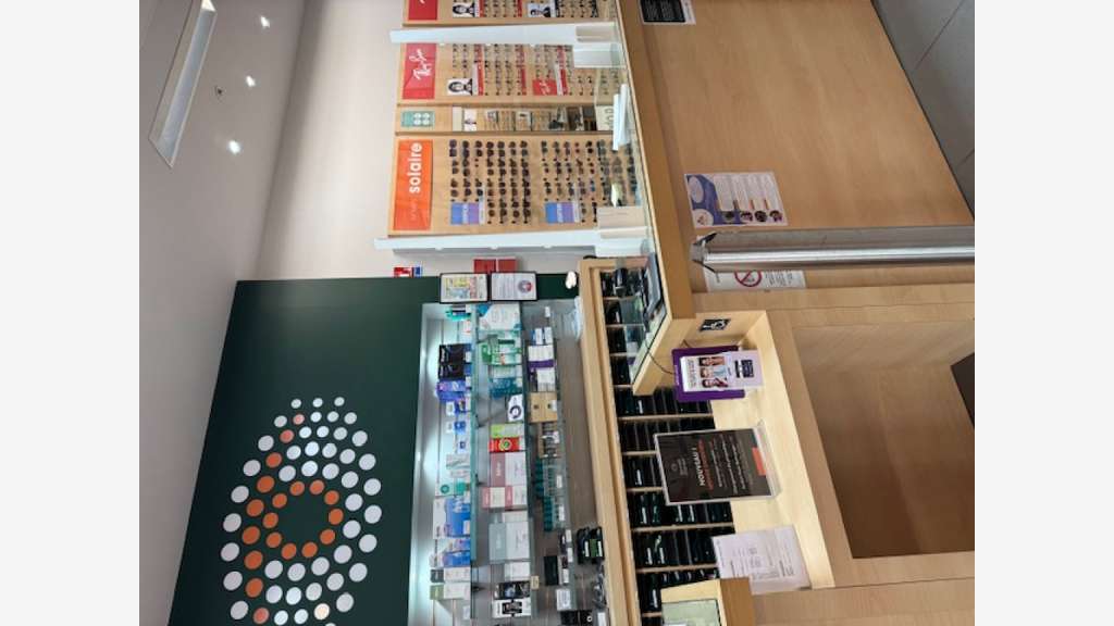 A CEDER - MAGASIN D OPTIQUE CLE EN MAIN