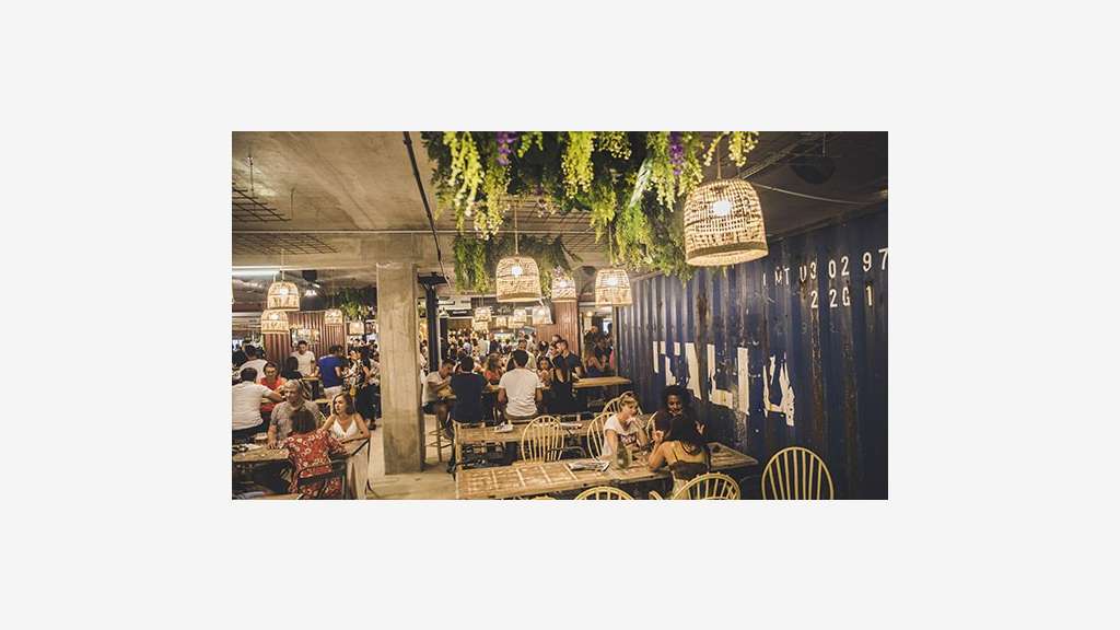 AV FDC burgers dans le Marché du Lez à Montpellier