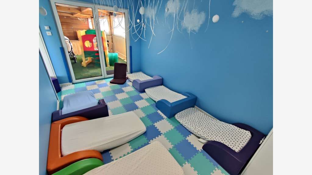 Micro crèche à reprendre proche Frontière Suisse