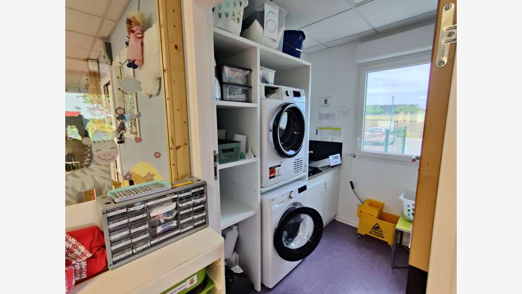 Micro crèche à reprendre proche Frontière Suisse