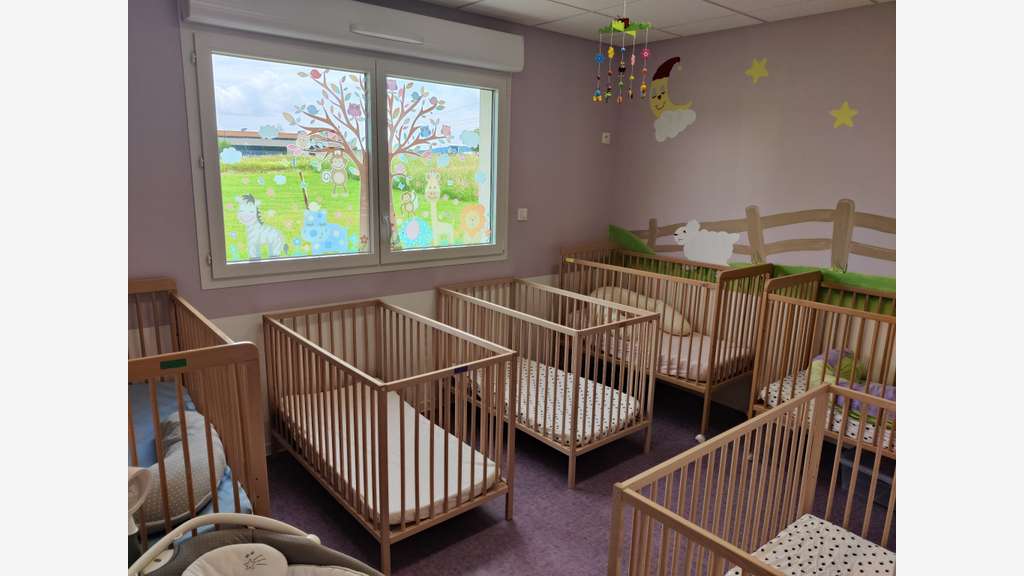 Micro crèche à reprendre proche Frontière Suisse
