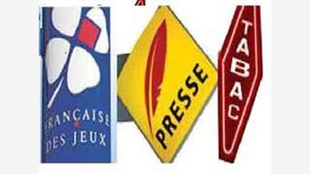 Vend Tabac Presse Loto station balnéaire Normande