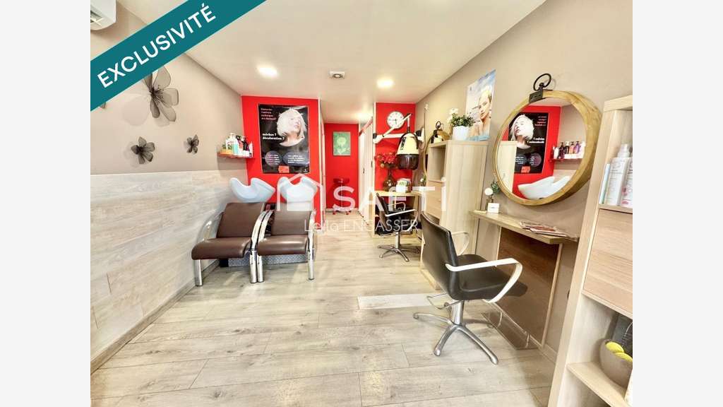 À SAISIR – Local commercial idéalement situé à Ézy
