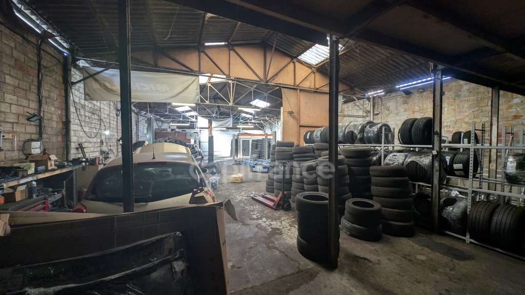 FDC garage pneumatique à vendre à Alençon (61)