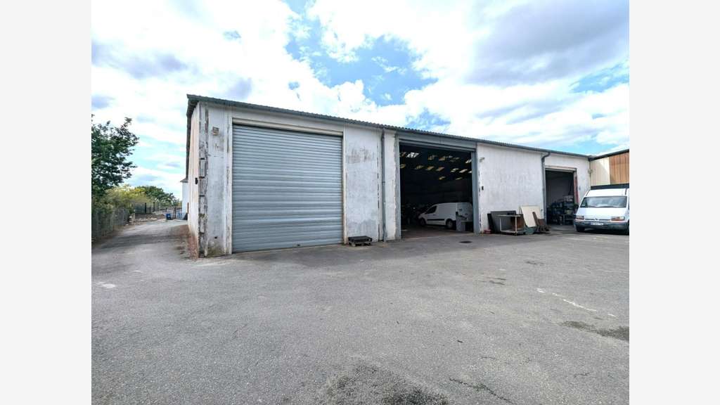 Offrez-vous un garage auto à Angers