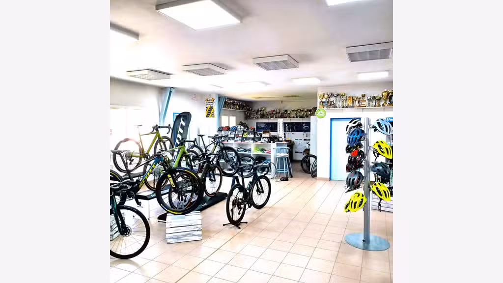 A vendre station service sur axe principal Galgon