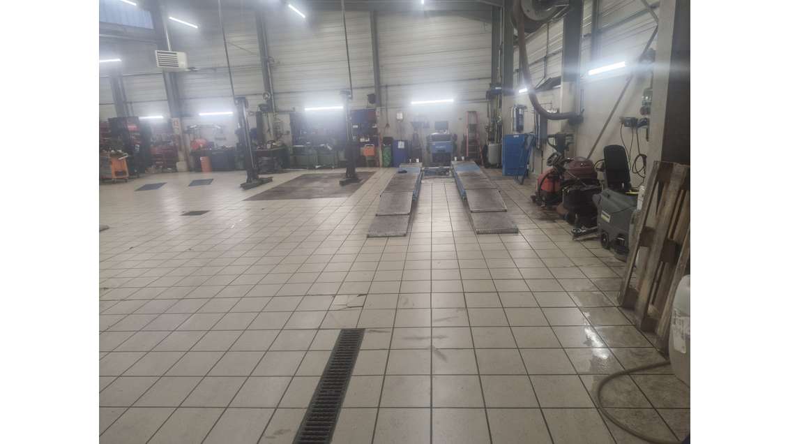 Vente garage auto + Atelier XXL 🚗🔧 en Loire