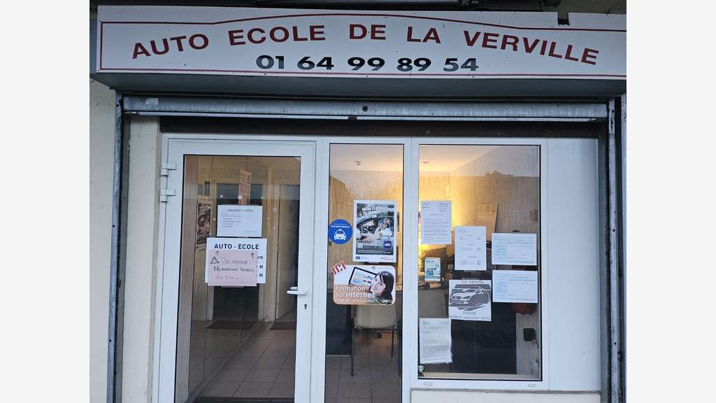 Autos - Motos à Mennecy