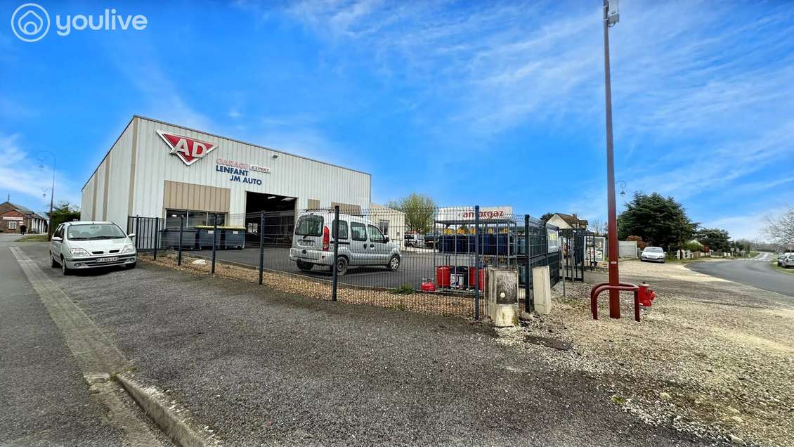 Exclusivité! FDC garage automobile à Montigny