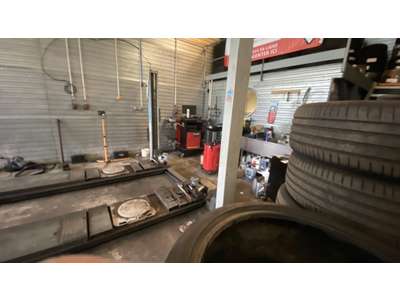 Vente Garage - Station service à Orgeval