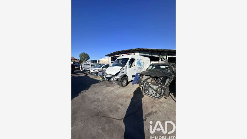 Vente garage-station service à Pontault-Combault