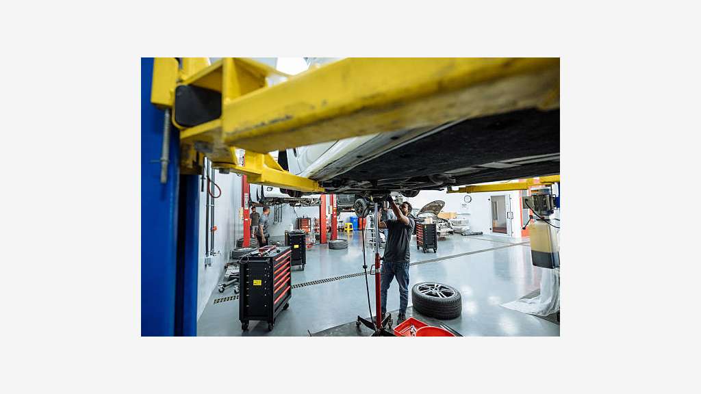 A vendre garage 100% des parts sociales à Roanne