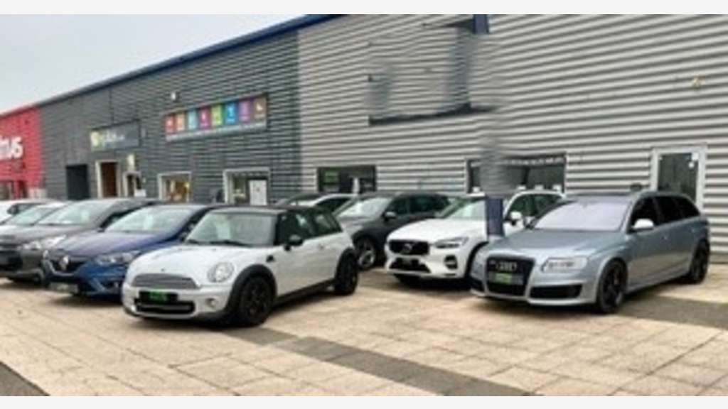 Cède garage automobile vente de véhicules occas 26