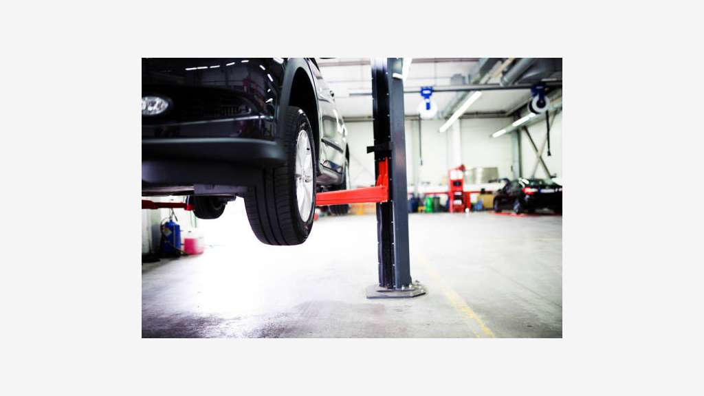 AV garage auto de 1000m² empl N°1 à Challans