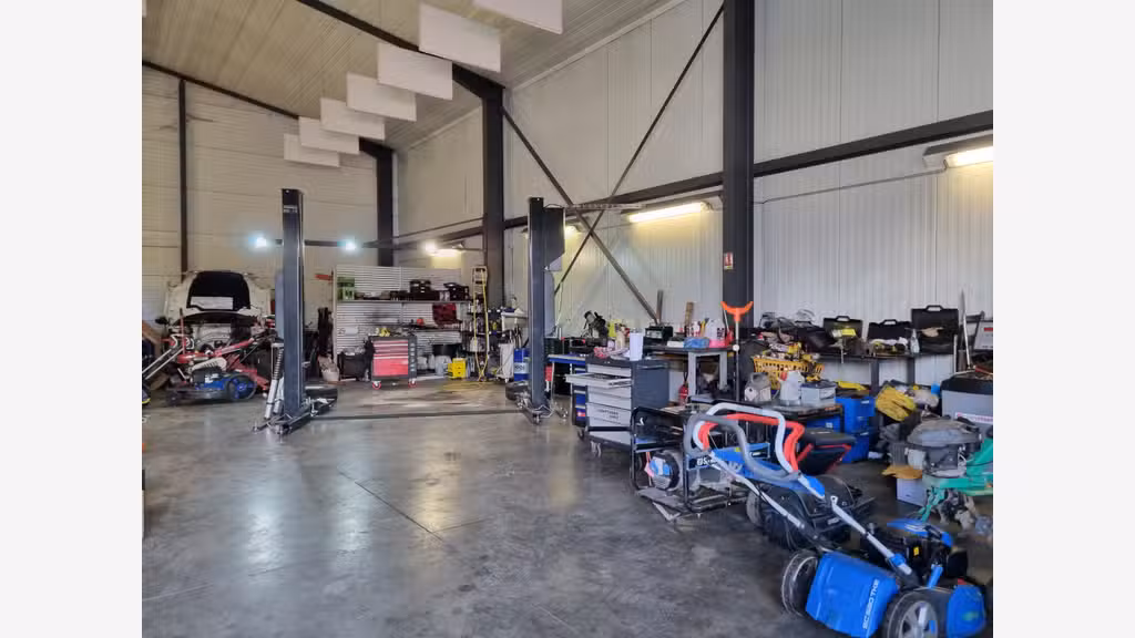 A vendre FDC automobiles motoculture à Sisteron