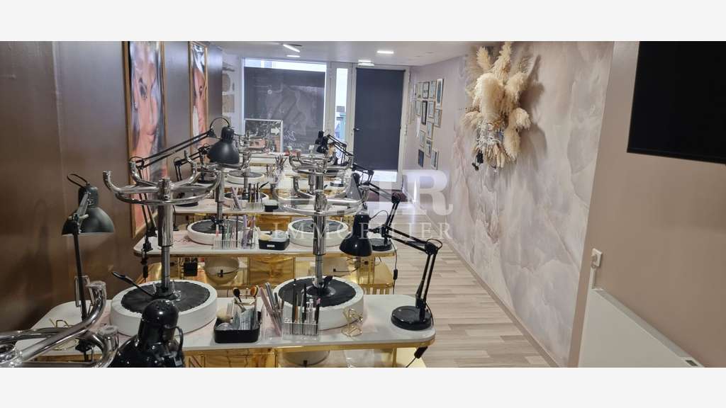 A vendre institut de beauté parfumerie à Alençon