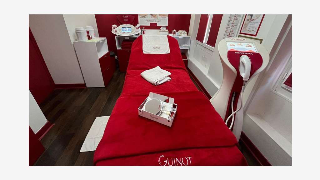 Vente institut de beauté aux Lilas
