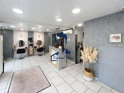 Salon de coiffure à vendre en périphérie de Sedan