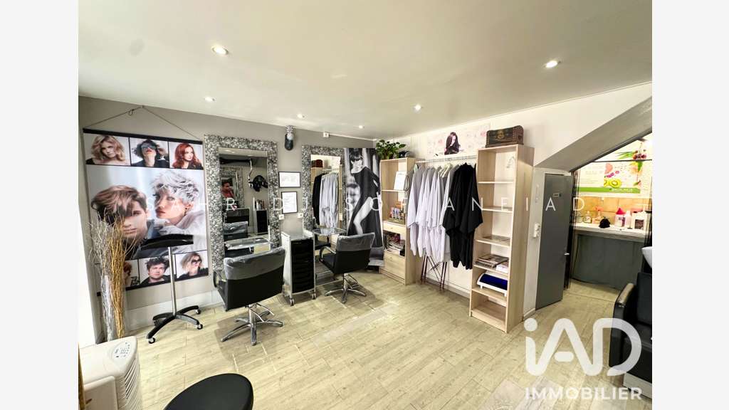 Vente salon de coiffure à Bandol centre ville