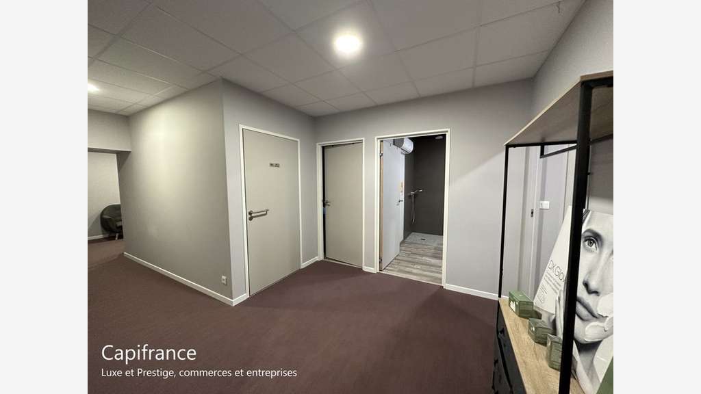 Vente murs et fonds bien-être Barneville-Carteret