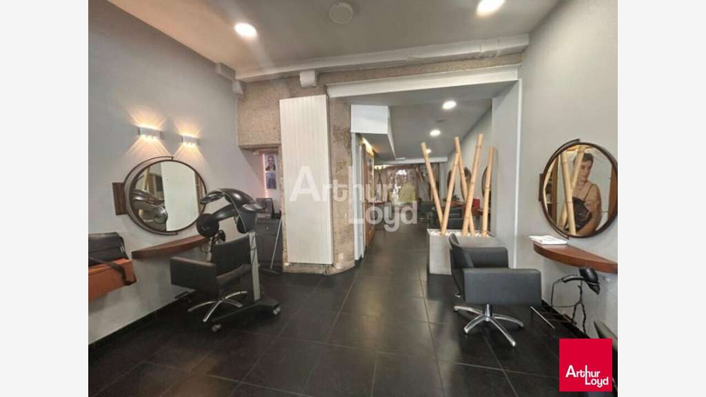 FDC salon de coiffure à vendre empl N°1 Blois 