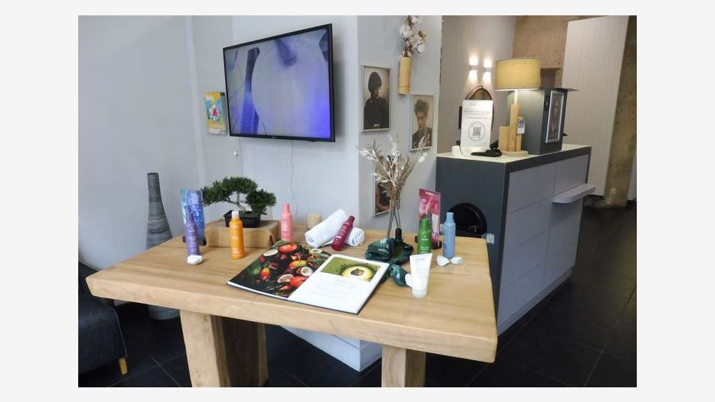 Vente salon de coiffure en centre ville Blois (41)