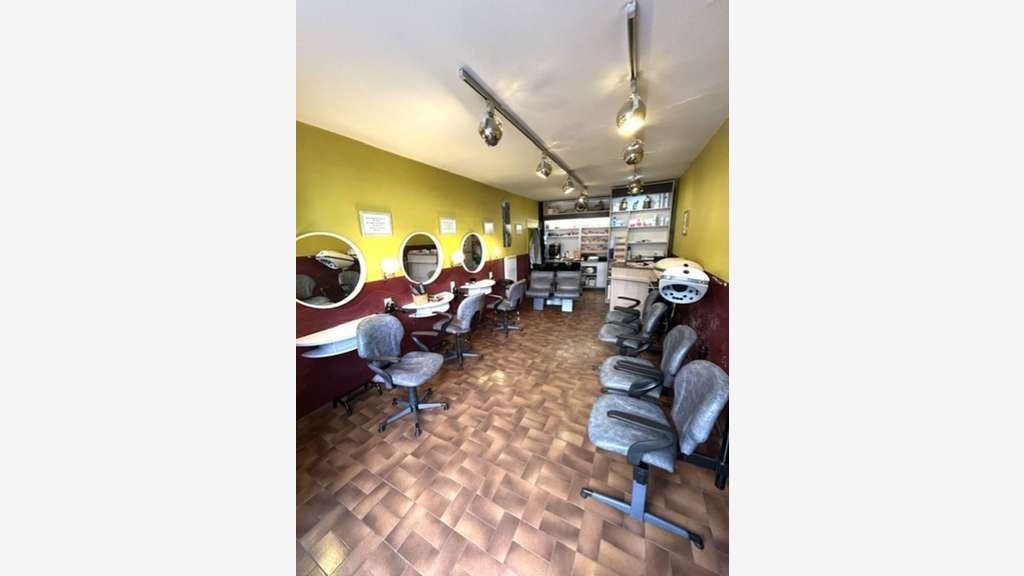 Salon de coiffure à vendre à Castellane centre