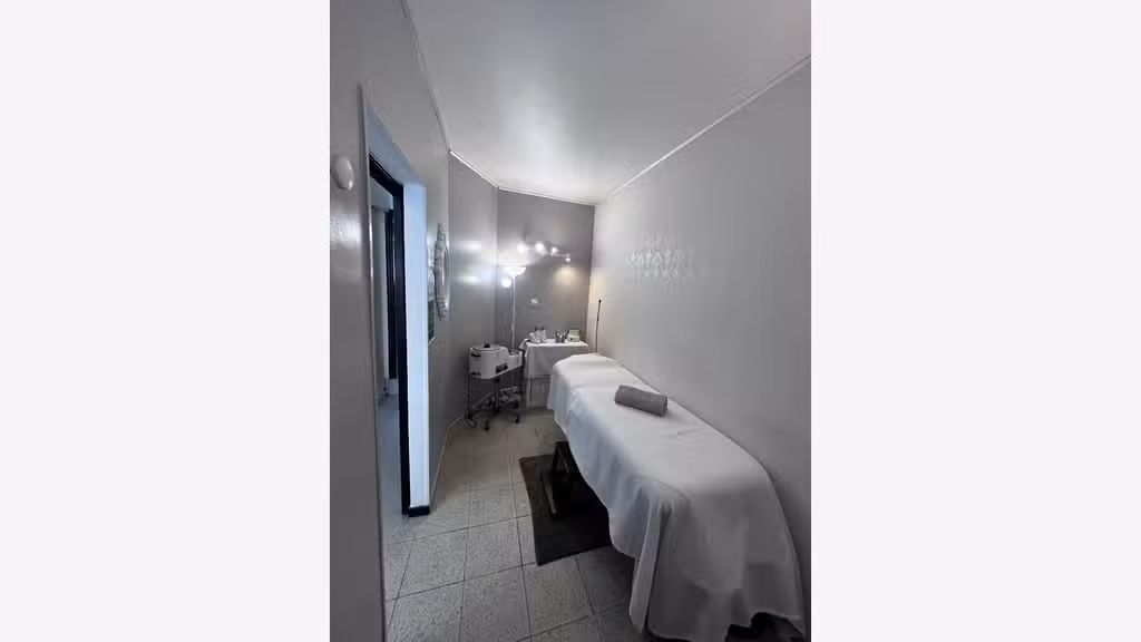 Vente FDC esthétique excellente visibilité 77