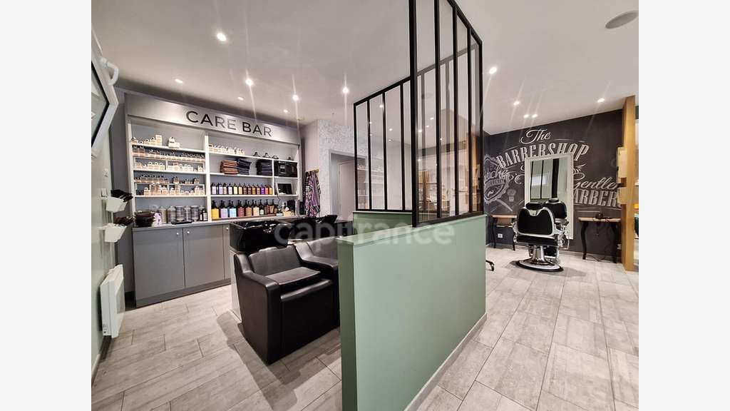 Vente FDC coiffure et institut à Cosse le Vivien