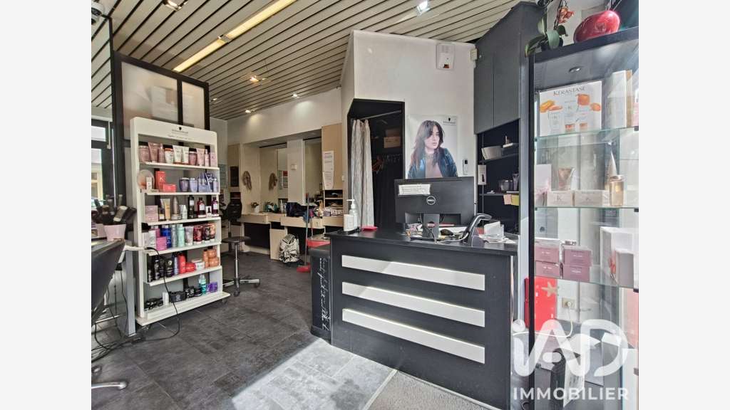 Vente Salon de coiffure mixte 55m² à Courbevoie