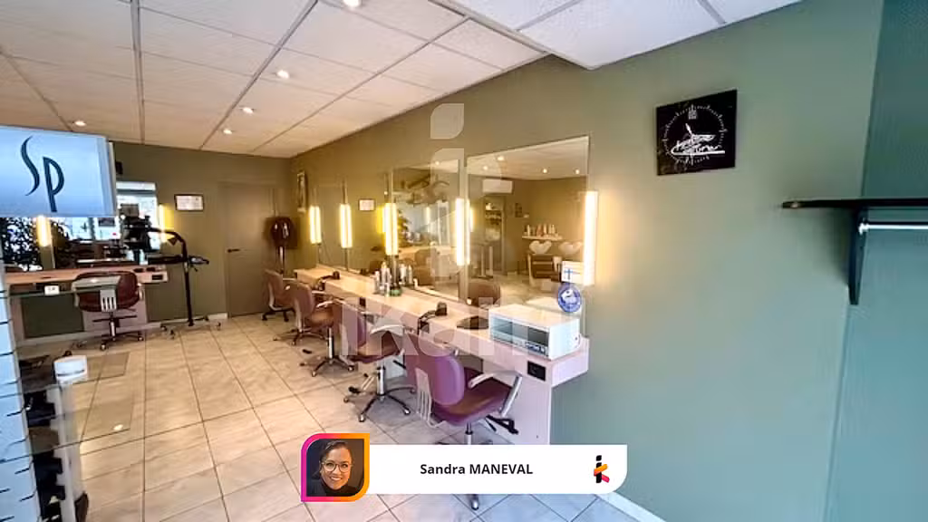 Vente salon de coiffure sur axe passant à Erome