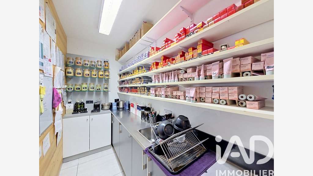 Vente salon de coiffure empl stratégique à Frangy