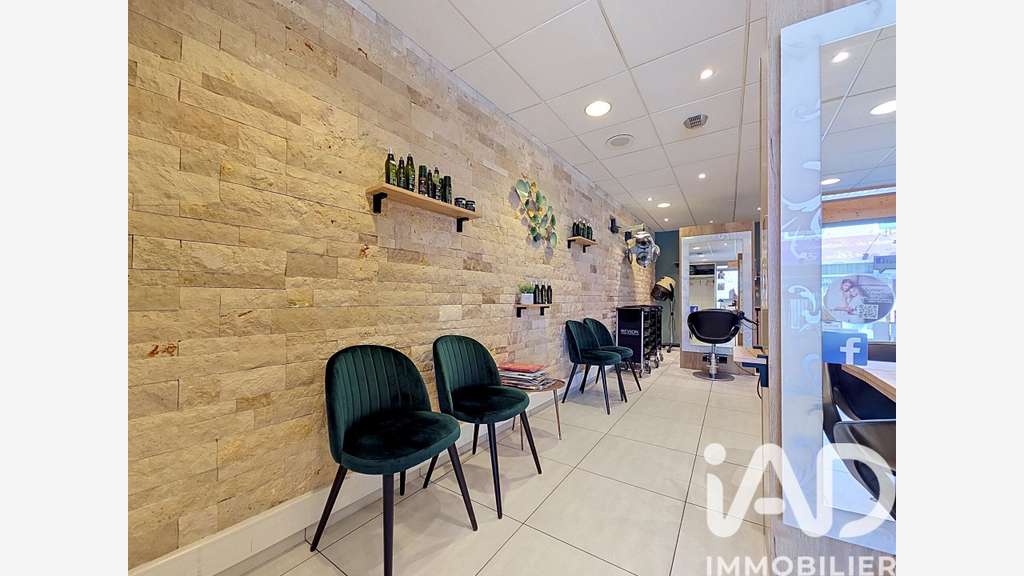 Vente salon de coiffure empl stratégique à Frangy