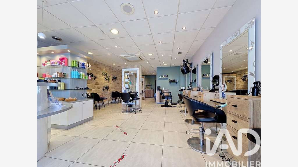 Vente salon de coiffure empl stratégique à Frangy