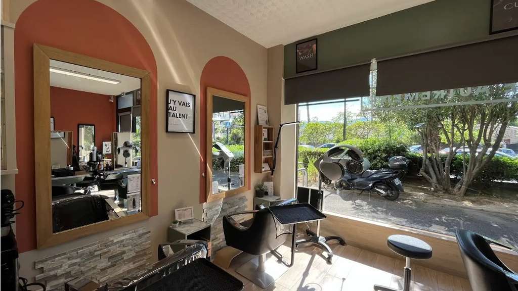 Vente salon de coiffure de 40m² secteur Hyères