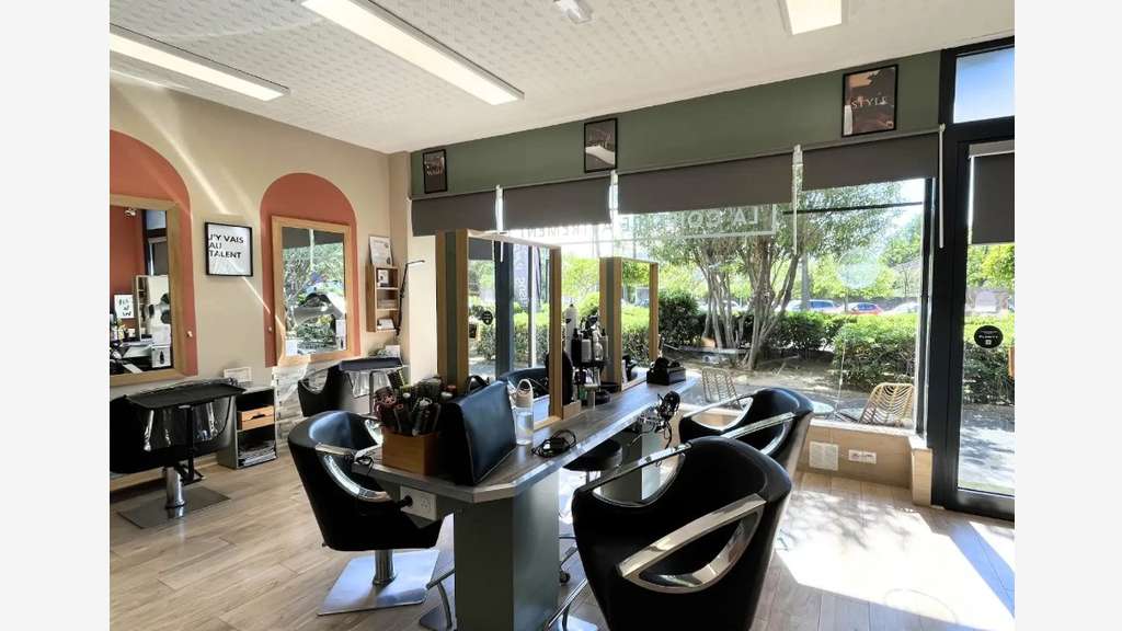 Vente salon de coiffure de 40m² secteur Hyères