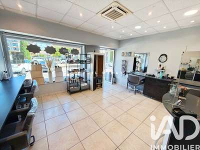 AV salon de coiffure à La Seyne-sur-Mer proche mer