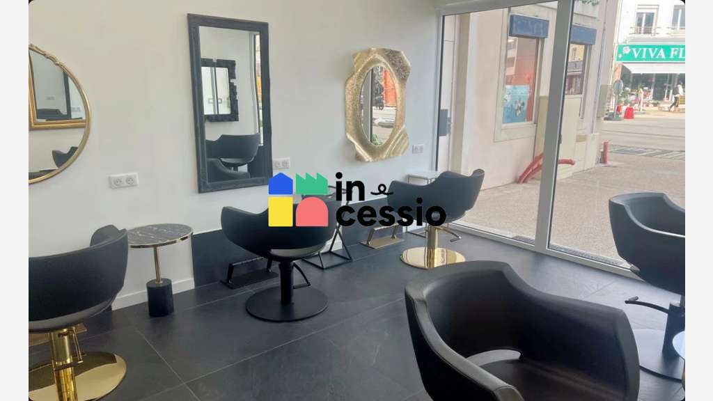 Vente salon de coiffure au mans place Washington
