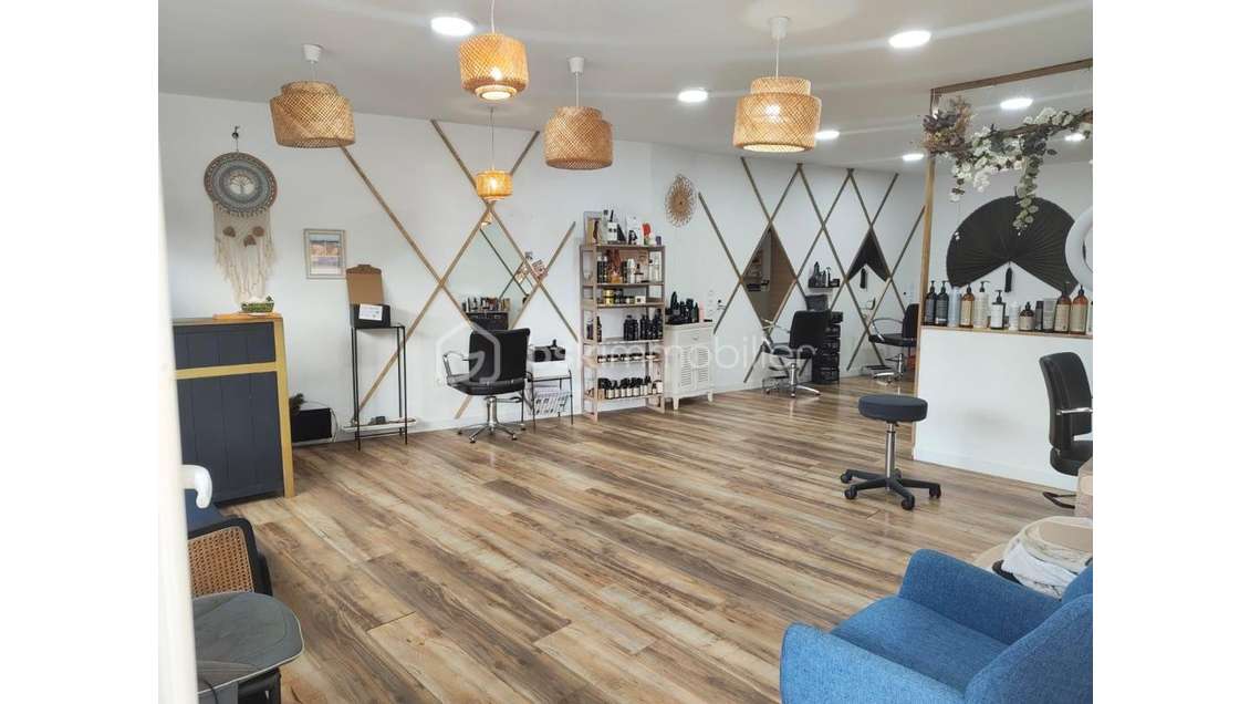 Vente salon de coiffure prêt à exploiter au Tampon