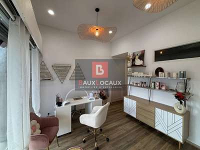 Institut de beauté de 69m² à vendre aux Angles