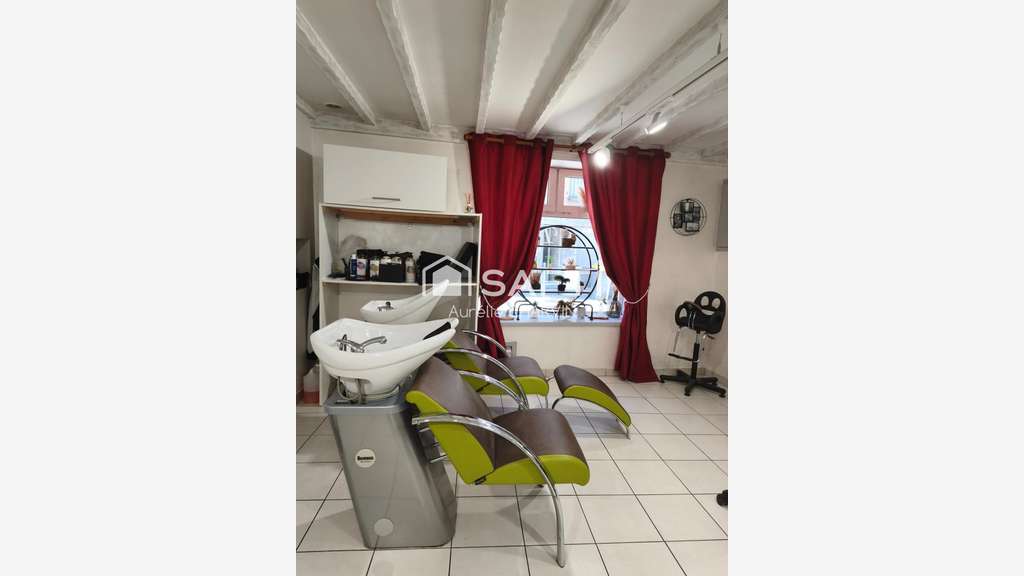 Vente FDC coiffure de 61m² au cœur de Sellières
